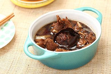 粉丝利用虚幻4引擎重制卡普空经典《恐龙危机》